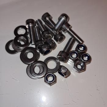 Pedal Screw Set for 2 pedals